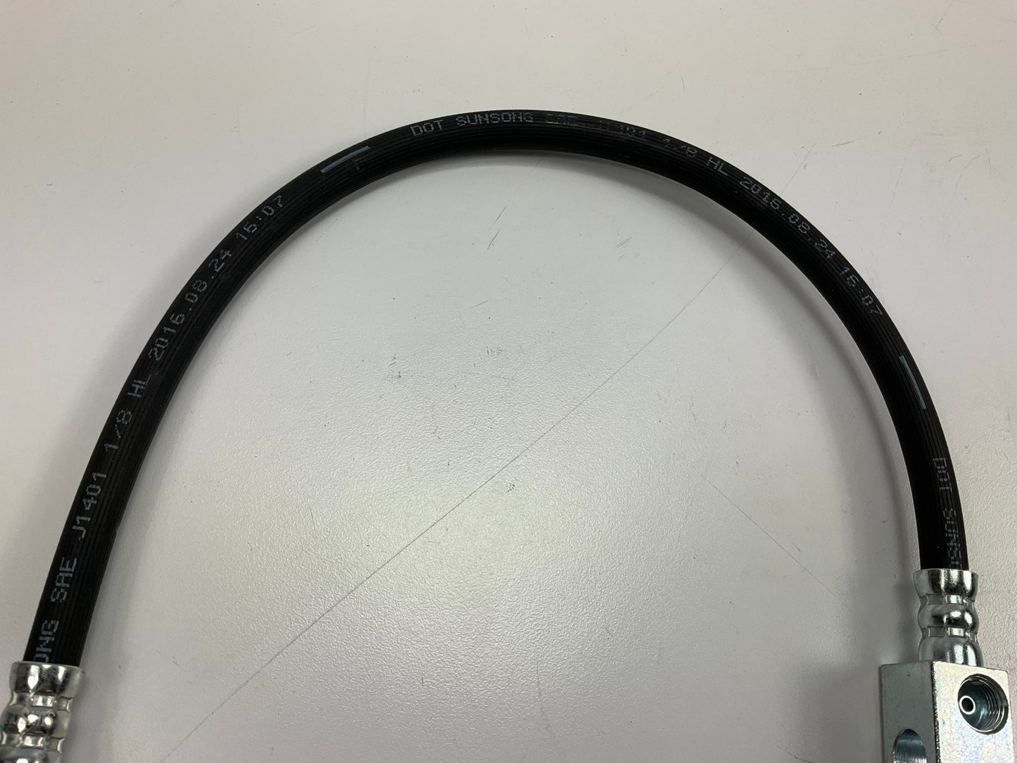 Pronto H380385 Rear Center Brake Hose