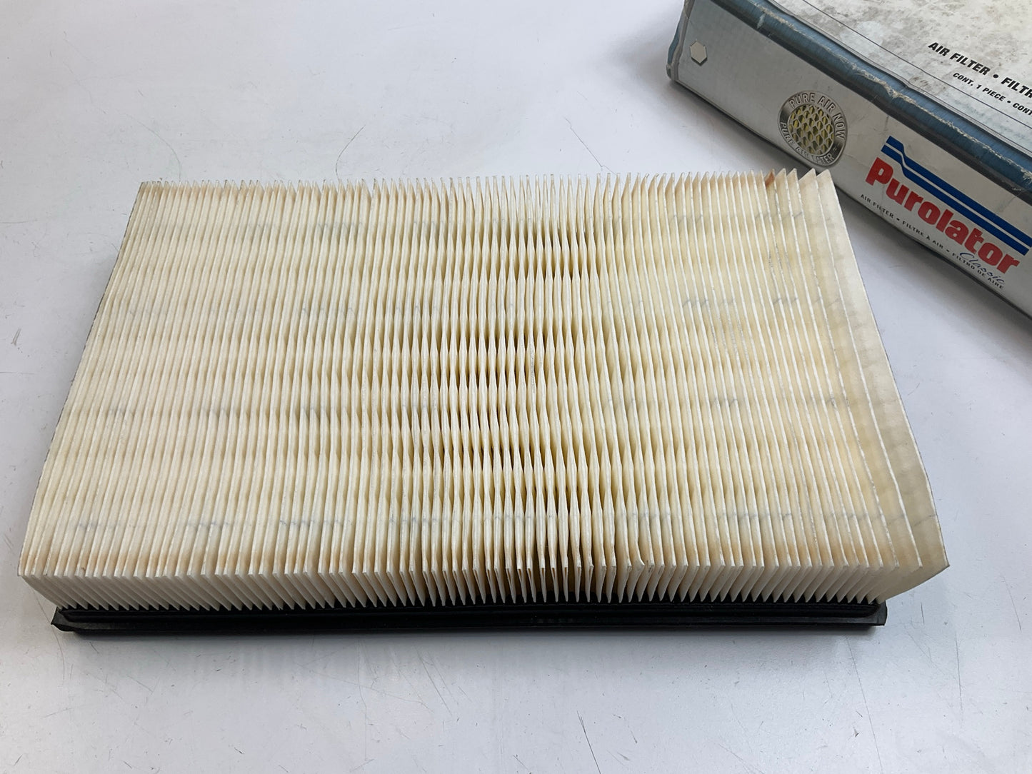 Purolator A35375 Engine Air Filter For 1999-2006 Volvo S80