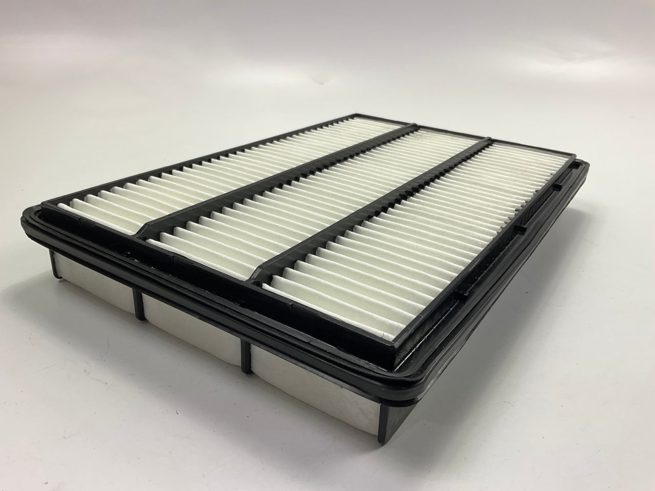Purolator A35410 Engine Air Filter For 2001-2016 Mitsubishi Montero 3.8L-V6