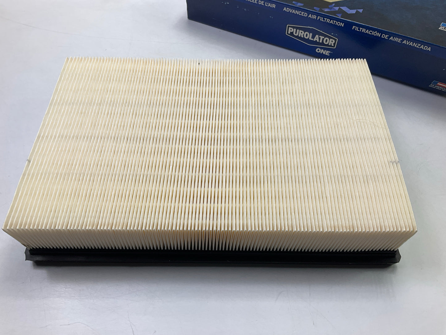 Purolator A35440 Engine Air Filter For 2001-2009 Volvo S60, 06-06 S80, 01-07 V70