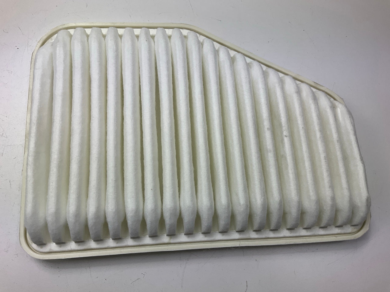 Purolator A35891 Engine Air Filter - 2008-09 Pontiac G8, 2016-2017 Chevrolet SS