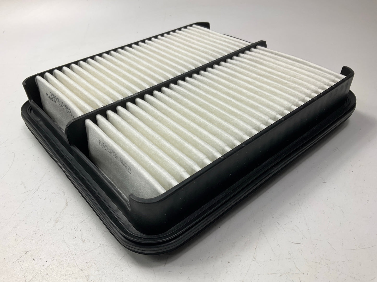 Purolator A44729 Engine Air Filter For 2004-2006 Suzuki XL-7 2.7L V6