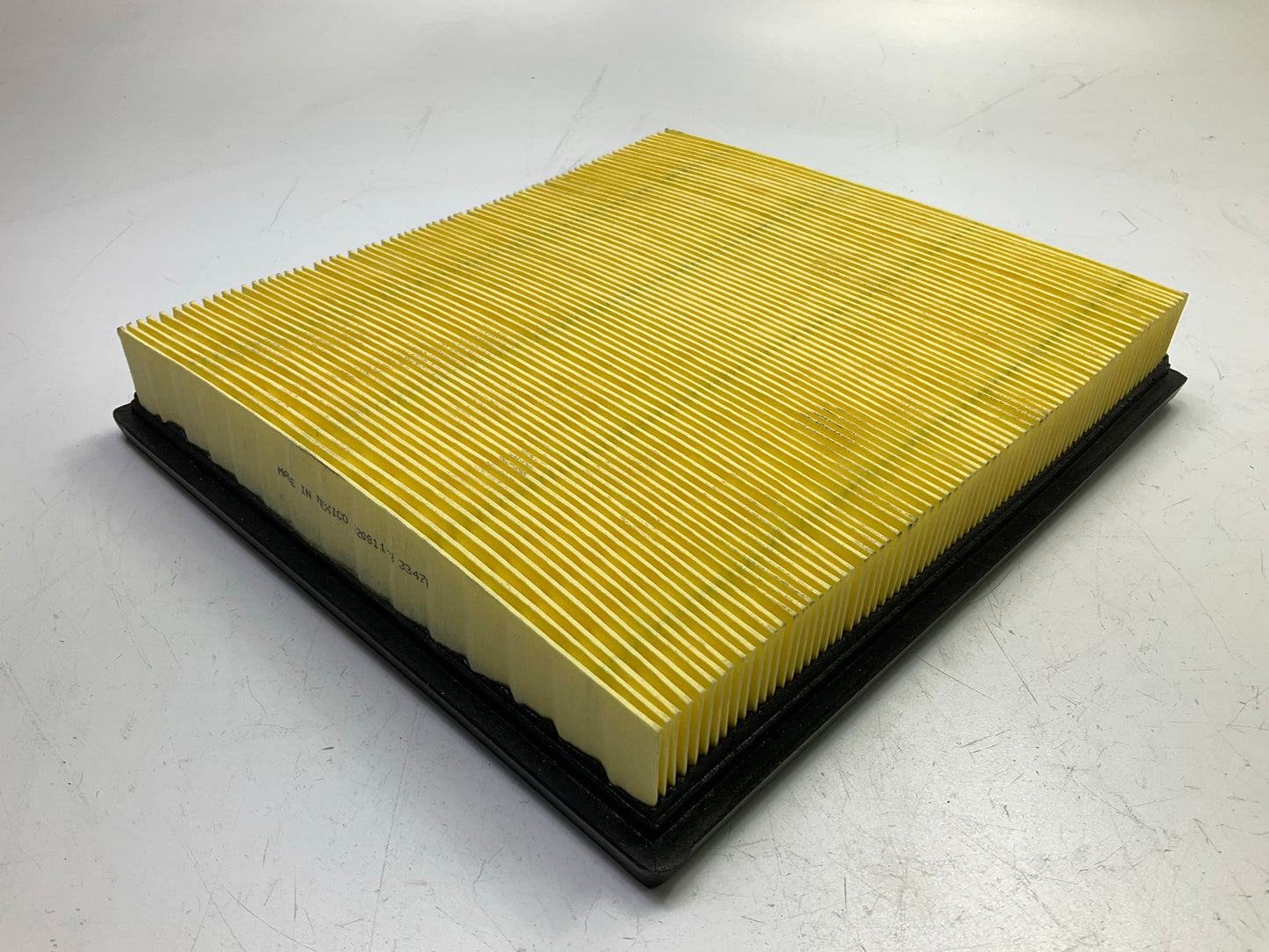 Purolator A45488 Engine Air Filter For 2002-2004 Jeep Grand Cherokee 4.7L-V8