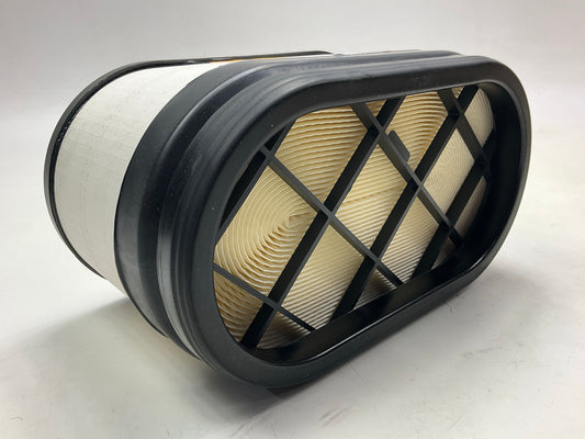 Purolator A55696 Air Filter For 06-16 Chevy/GMC Van & Bluebird Bus W/6.6L Diesel