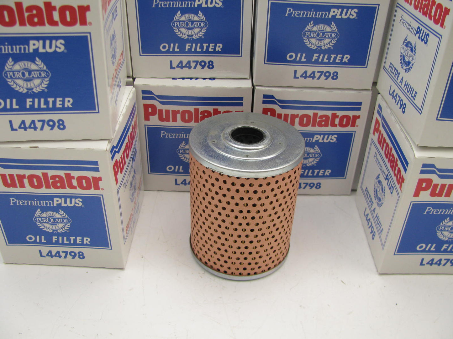 (12) Purolator L44798 Engine Oil Filter For 1992-1996 Volkswagen 2.8L-V6