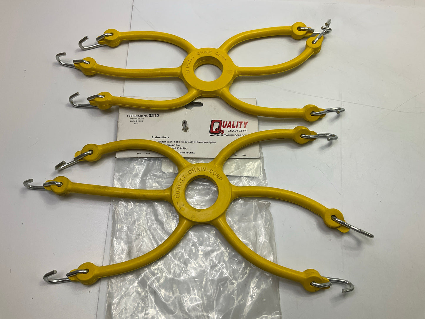 Quality Chain 0212 Rubber Spider Bungee Tire Chain Adjusters - 13'' Overall Diam.