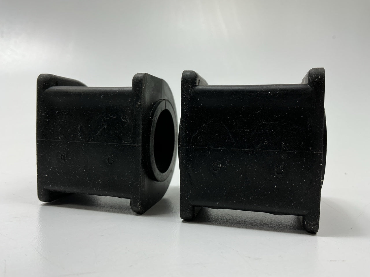 Quick Steer K3171 Front Suspension Stabilizer Bar Bushing Kit