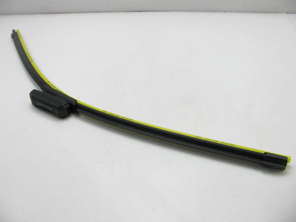 Rain-X 5079282-2 Latitude Water Repellent Wiper Blade 28''