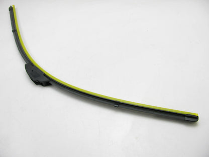 Rain-X 870045 Quantum Elite 28'' LEFT DRIVERS SIDE Wiper Blade, 9x3 Hook
