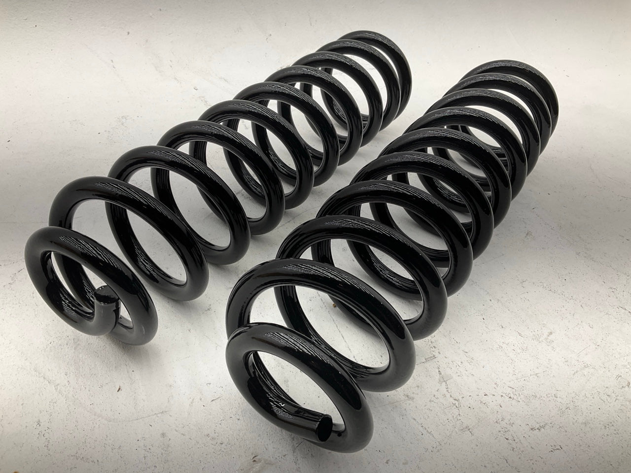 Rancho Lifted Front Coil Springs - Raises Front By 2.5'' 2011-2022 F-250 F-350 SD