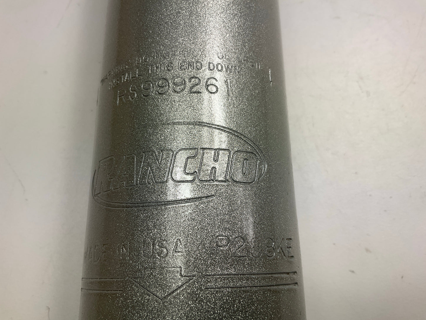 COSMETIC DAMAGE Rancho RS999261 Rear Shock 99-16 Ford F-250 F350 SD 2.5''-4'' LIFT