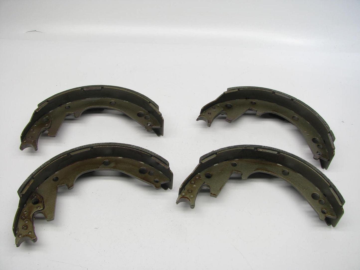 Raybestos 515RP Relined Rear Drum Brake Shoes For 9-1/2'' Brakes