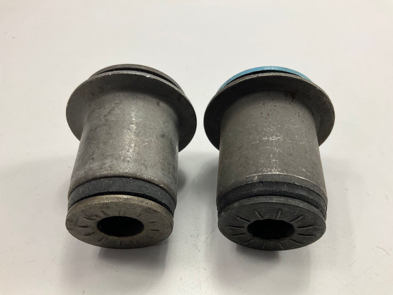 Raybestos 560-1050 Differential Carrier Bushing. Set Of 2