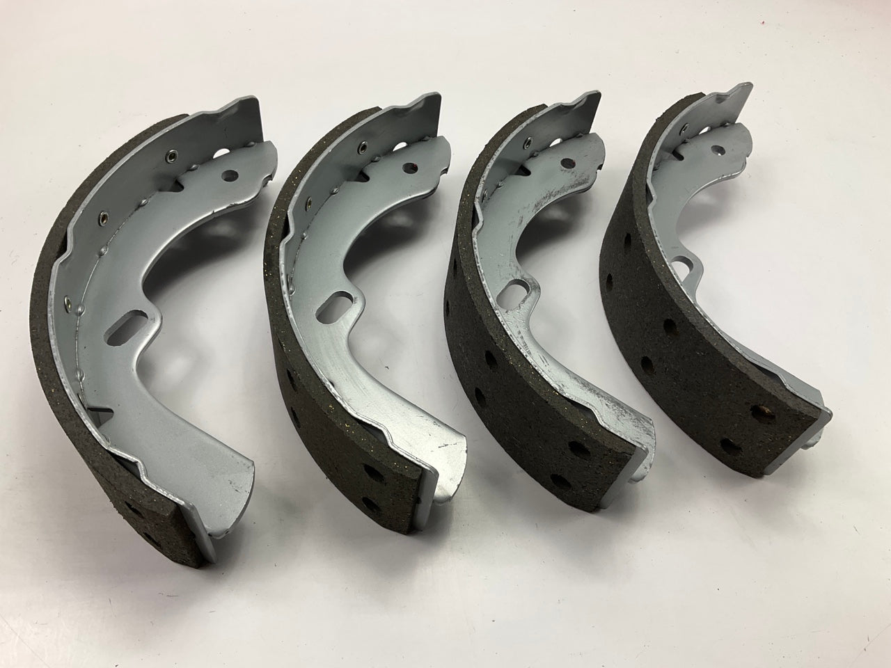 Raybestos 612PG Drum Brake Shoes For 1986-12 Isuzu NPR 1988-90 NRR 2012-15 Reach