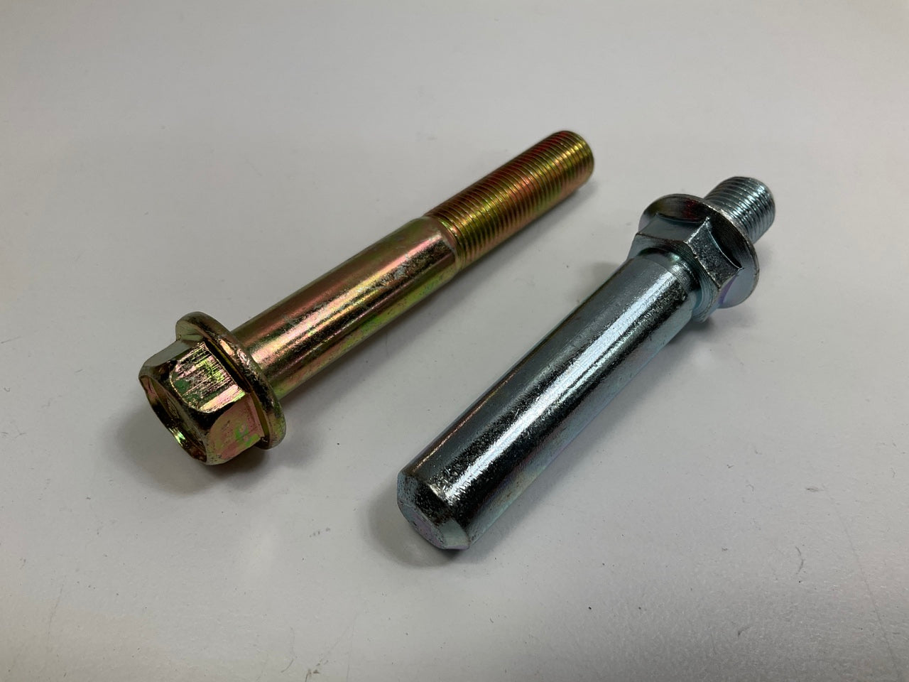 Raybestos H15060 Front Disc Brake Caliper Bolt Kit