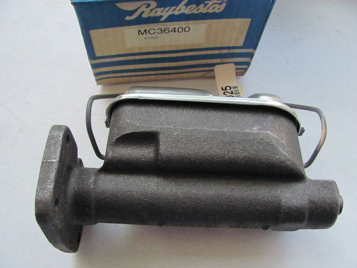New Raybestos MC36400 Brake Master Cylinder W/ Manual Brakes