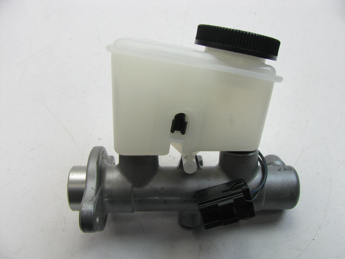 Raybestos MC390114 Brake Master Cylinder 1993-1997 Probe 1993-1994 626 MX-6