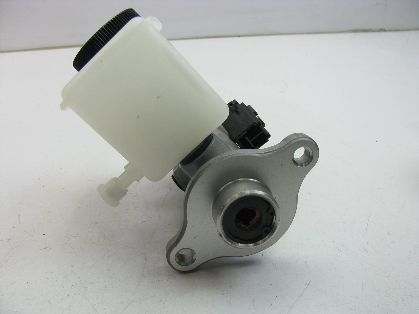 Raybestos MC390114 Brake Master Cylinder 1993-1997 Probe 1993-1994 626 MX-6