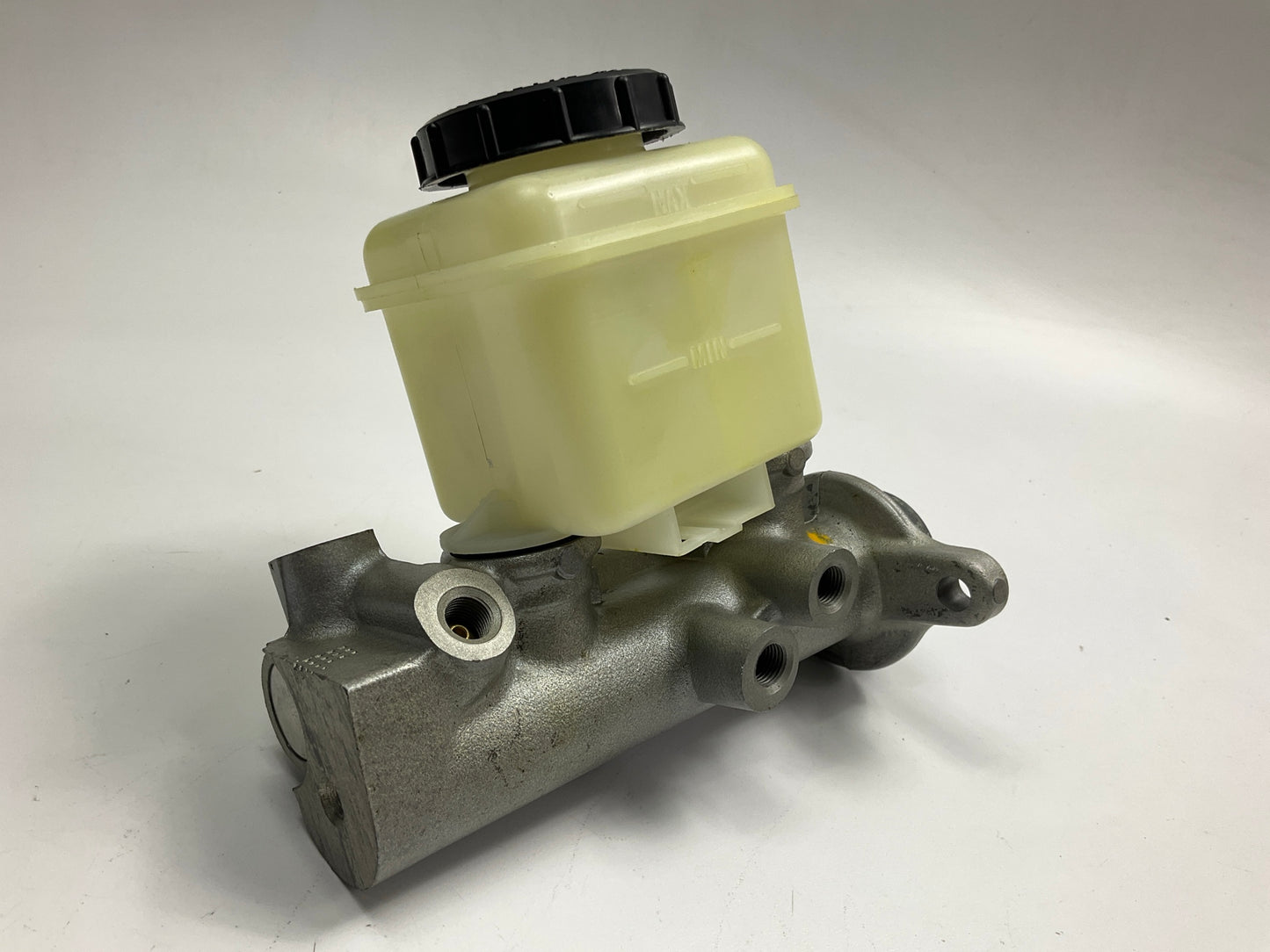 Raybestos MC390121 Brake Master Cylinder For 1991-1993 Nissan Maxima