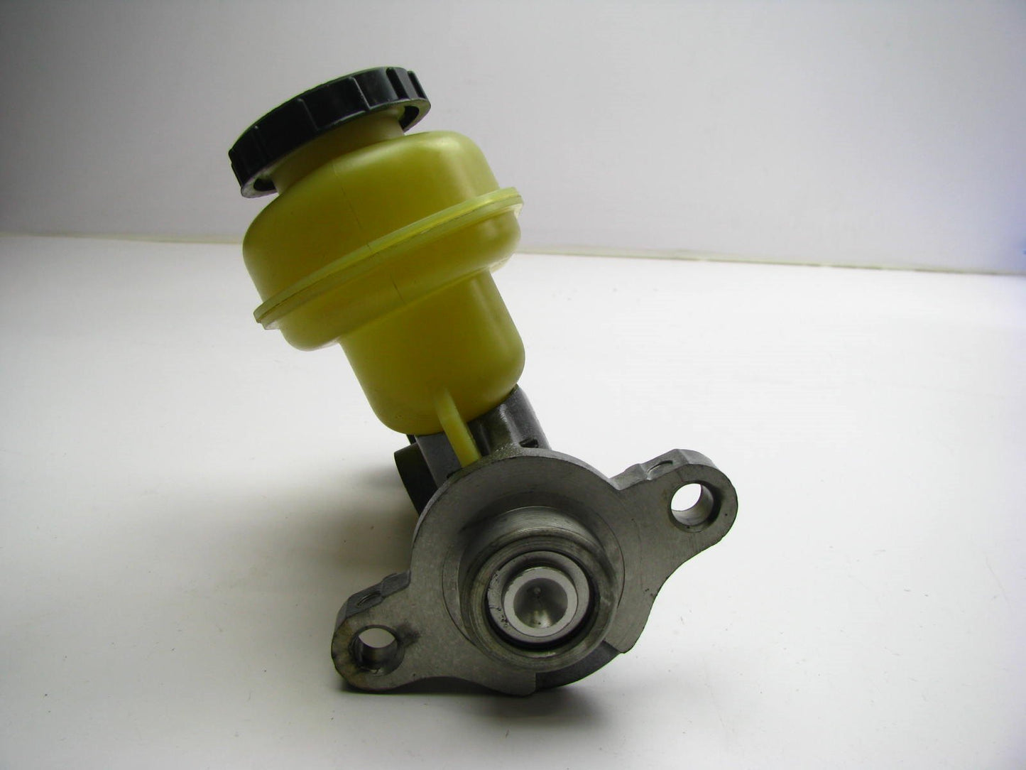 Raybestos MC390129 Brake Master Cylinder (Without Electronic Traction Control)