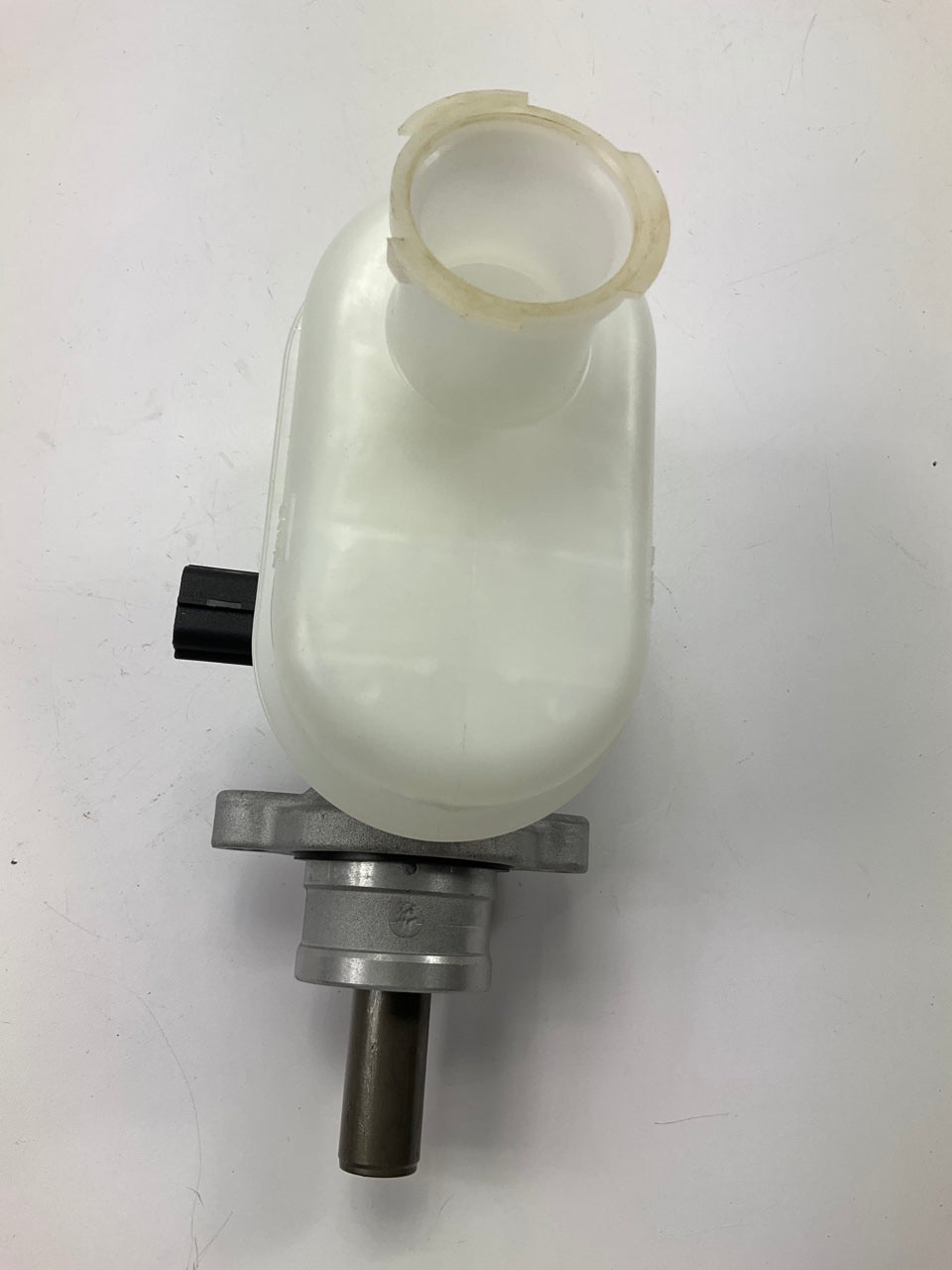 MISSING CAP - Raybestos MC390394 Brake Master Cylinder