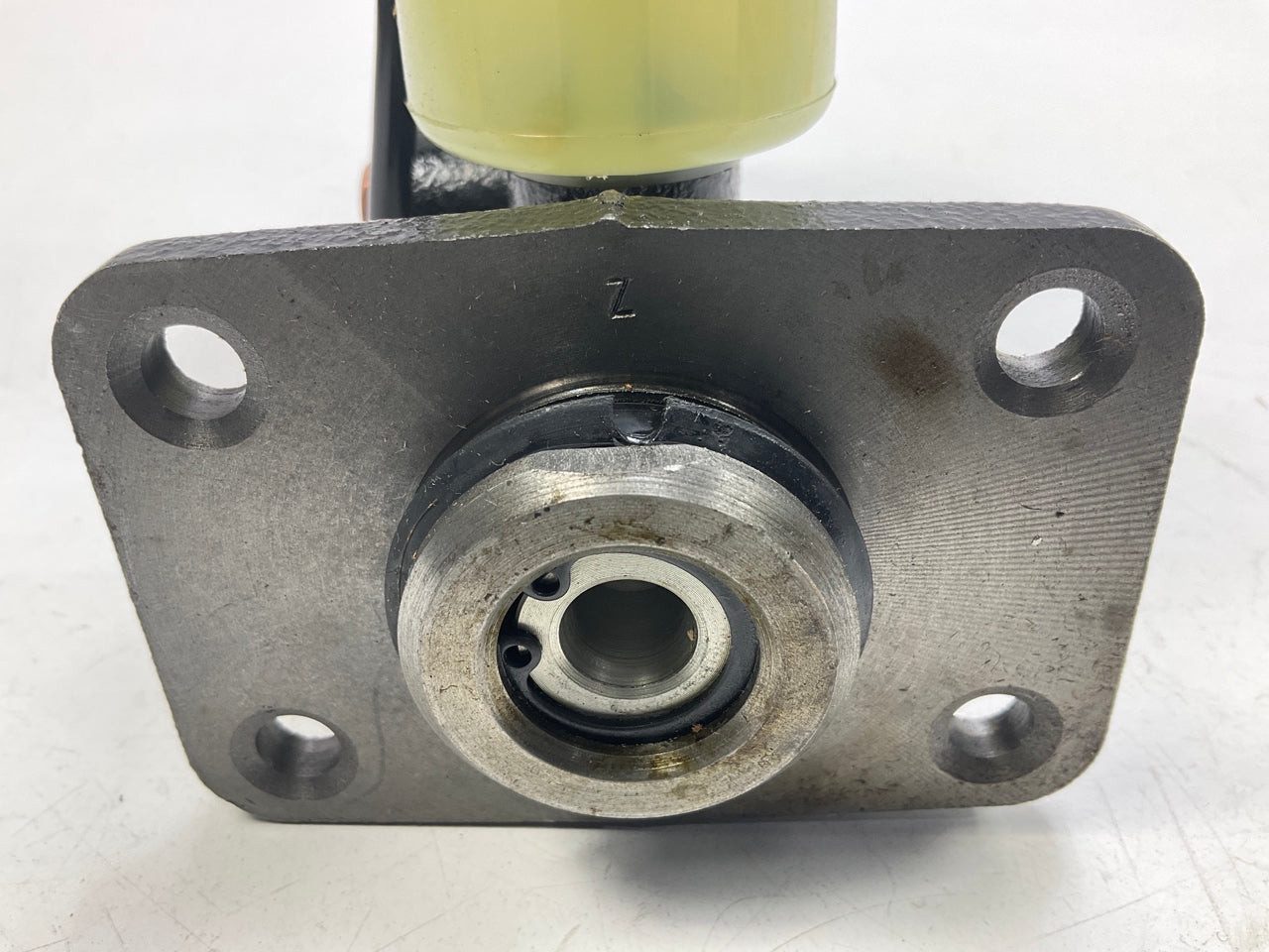 Raybestos MC39040 Brake Master Cylinder For 1978-1979 Toyota Celica