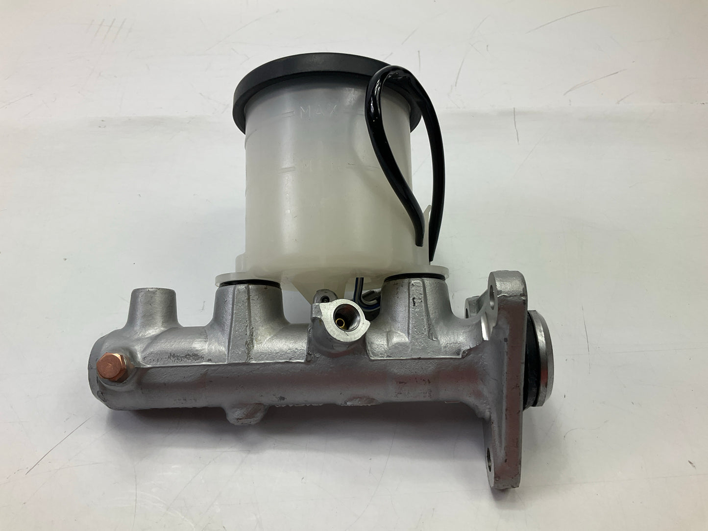 Raybestos MC390674 Brake Master Cylinder