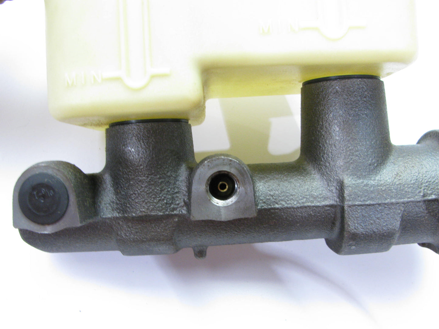 Raybestos MC39223 Brake Master Cylinder