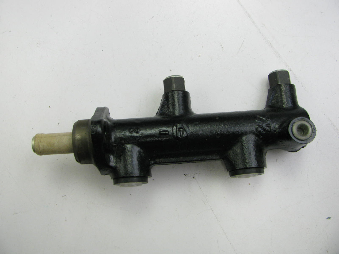 Raybestos MC39417 Brake Master Cylinder For 1982-1983 Audi 5000