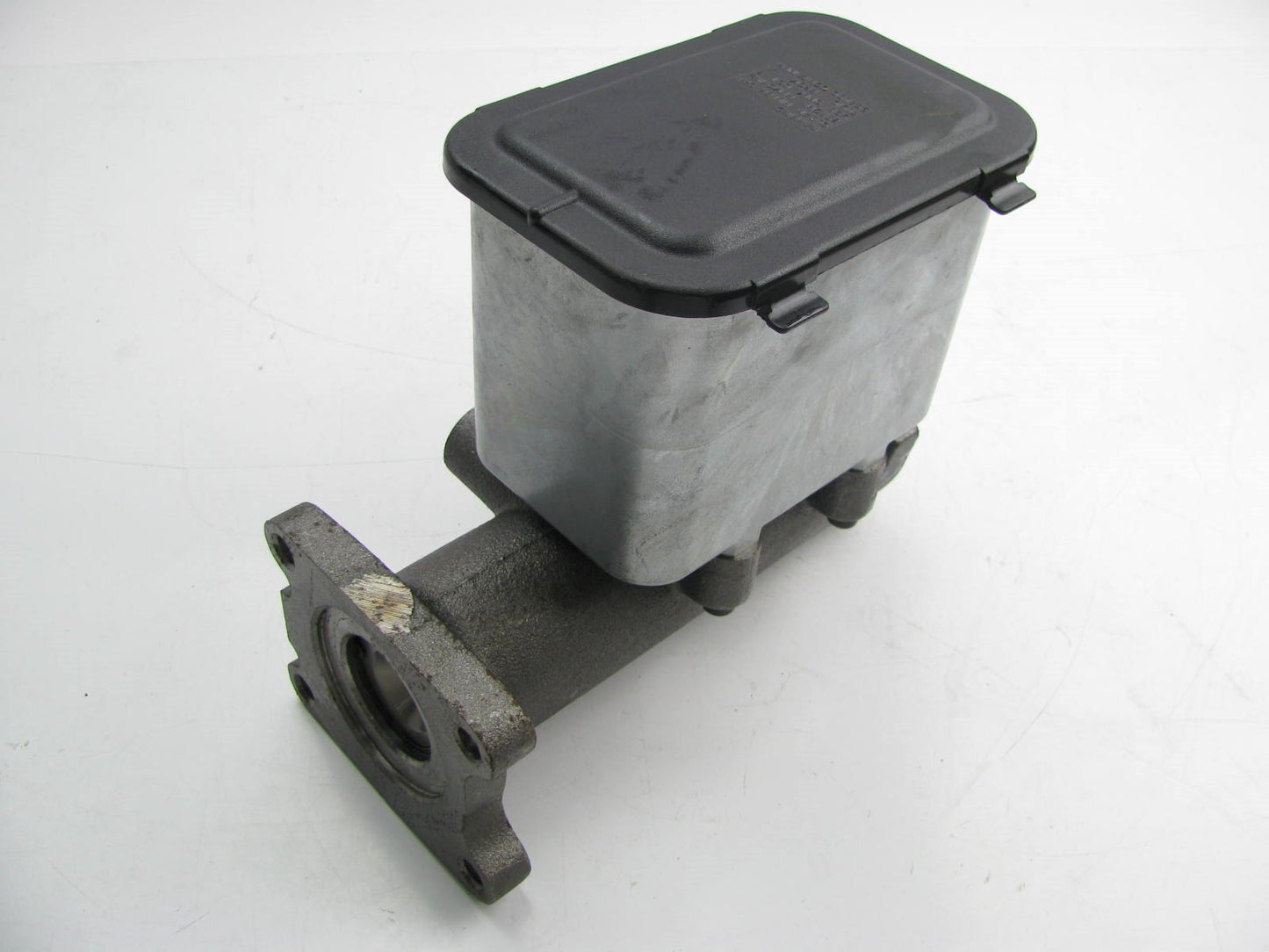 Raybestos MC39528 Brake Master Cylinder