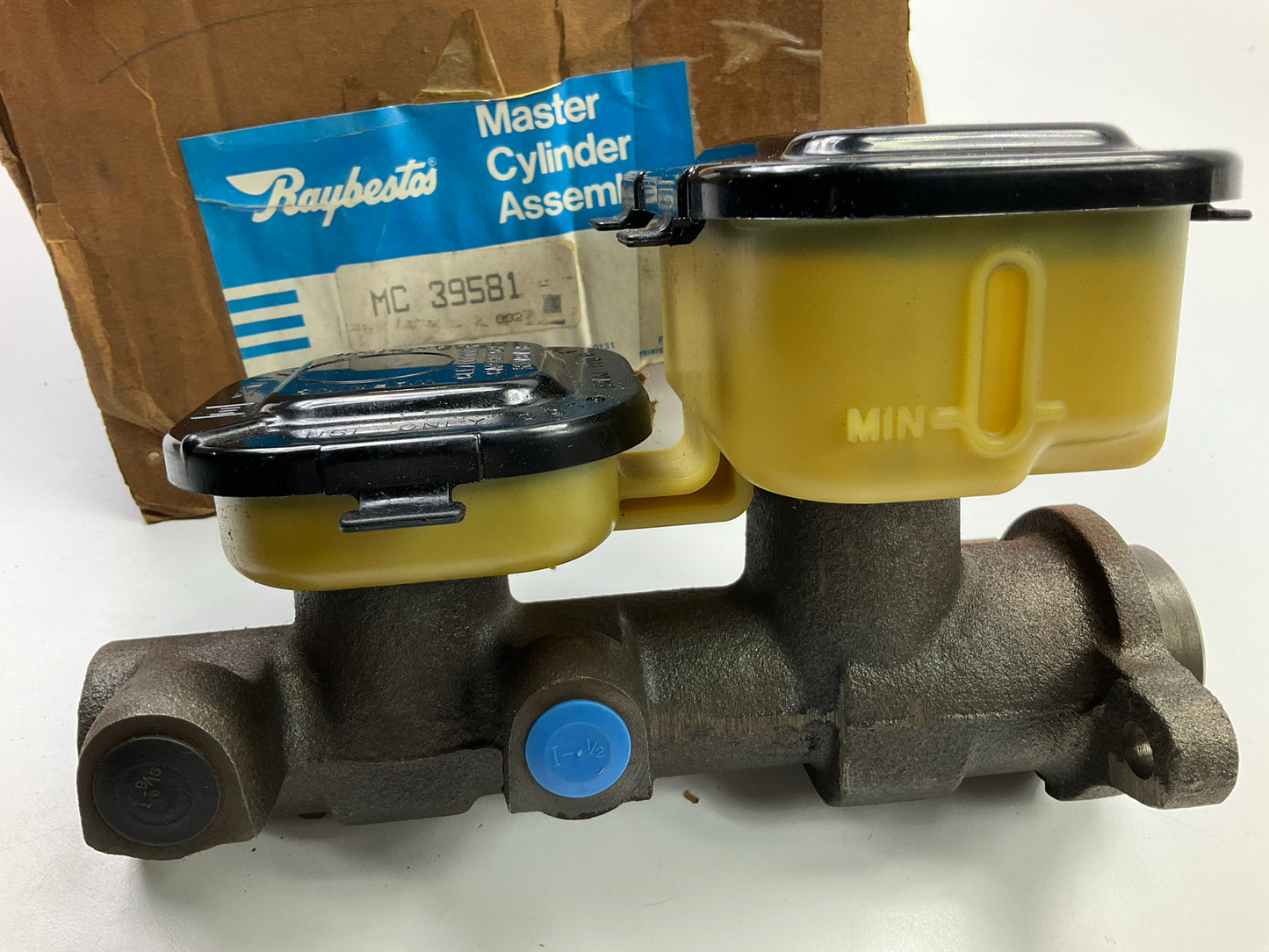 Raybestos MC39581 Manual Brake Master Cylinder For 1985-1989 Astro & Safari