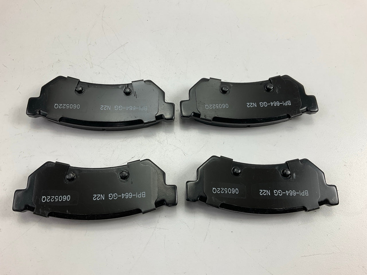 Raybestos MGD1315CH Rear Ceramic Disc Brake Pad Set