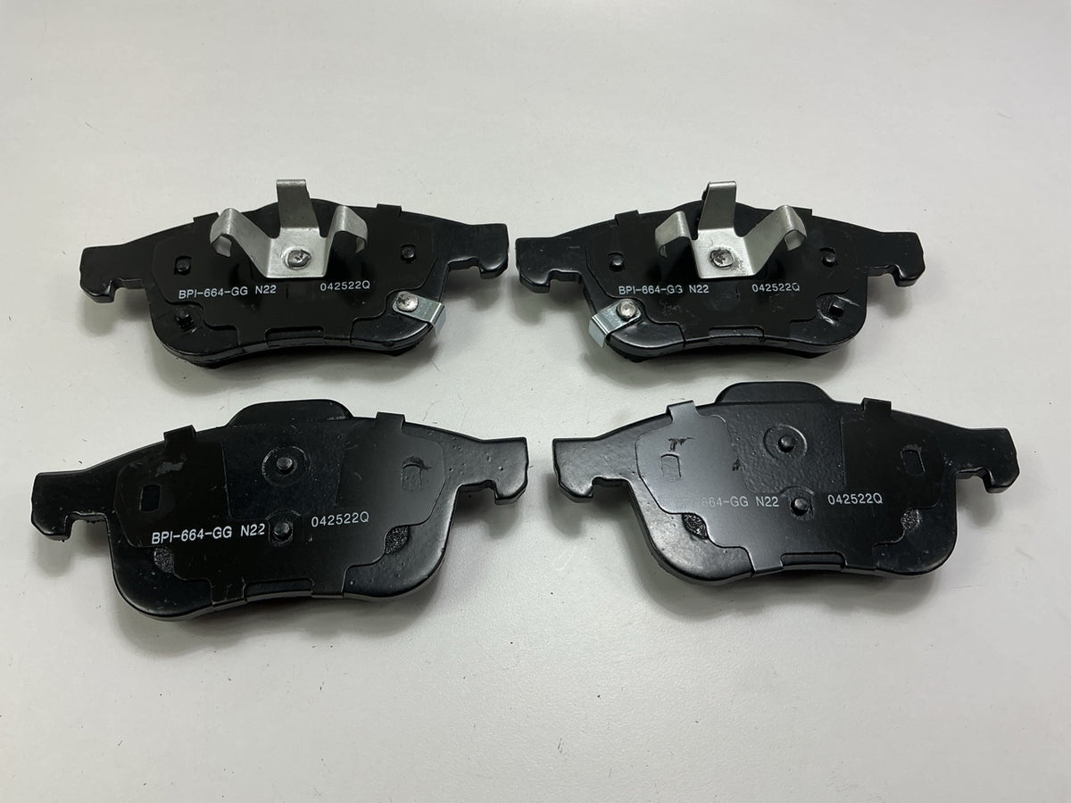 Raybestos MGD1721C Front Brake Pad Set For 2014-2020 Fiat 500L