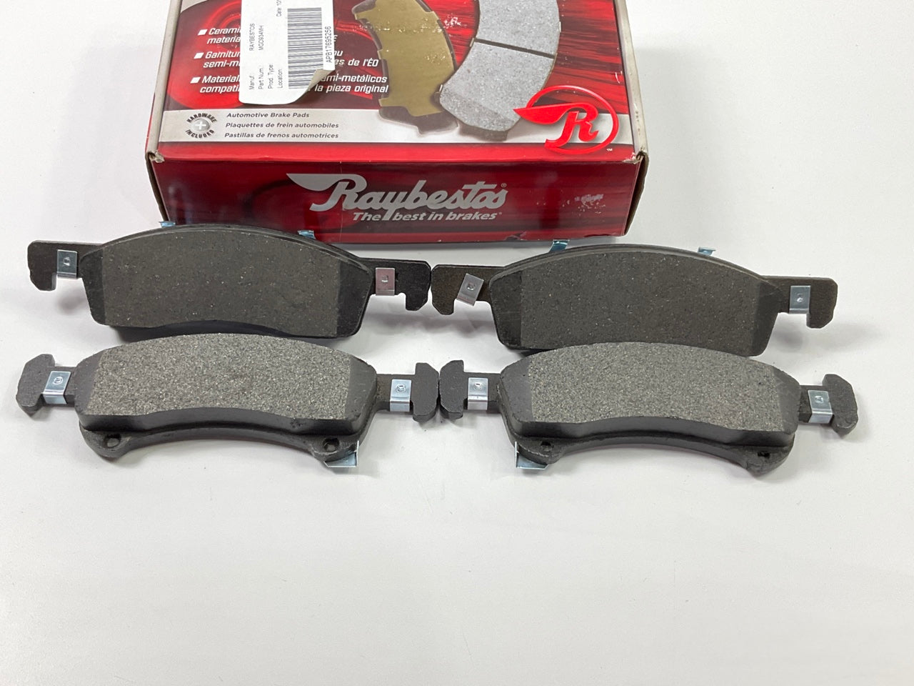 Raybestos MGD934MH Front Semi-Metallic Disc Brake Pads