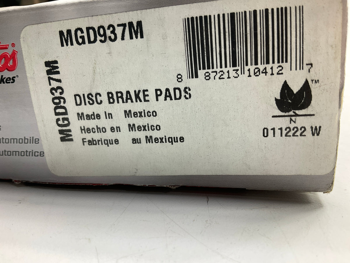 Raybestos MGD937M Front  Brake Pad Set  For 2002-2005 Suzuki Aerio