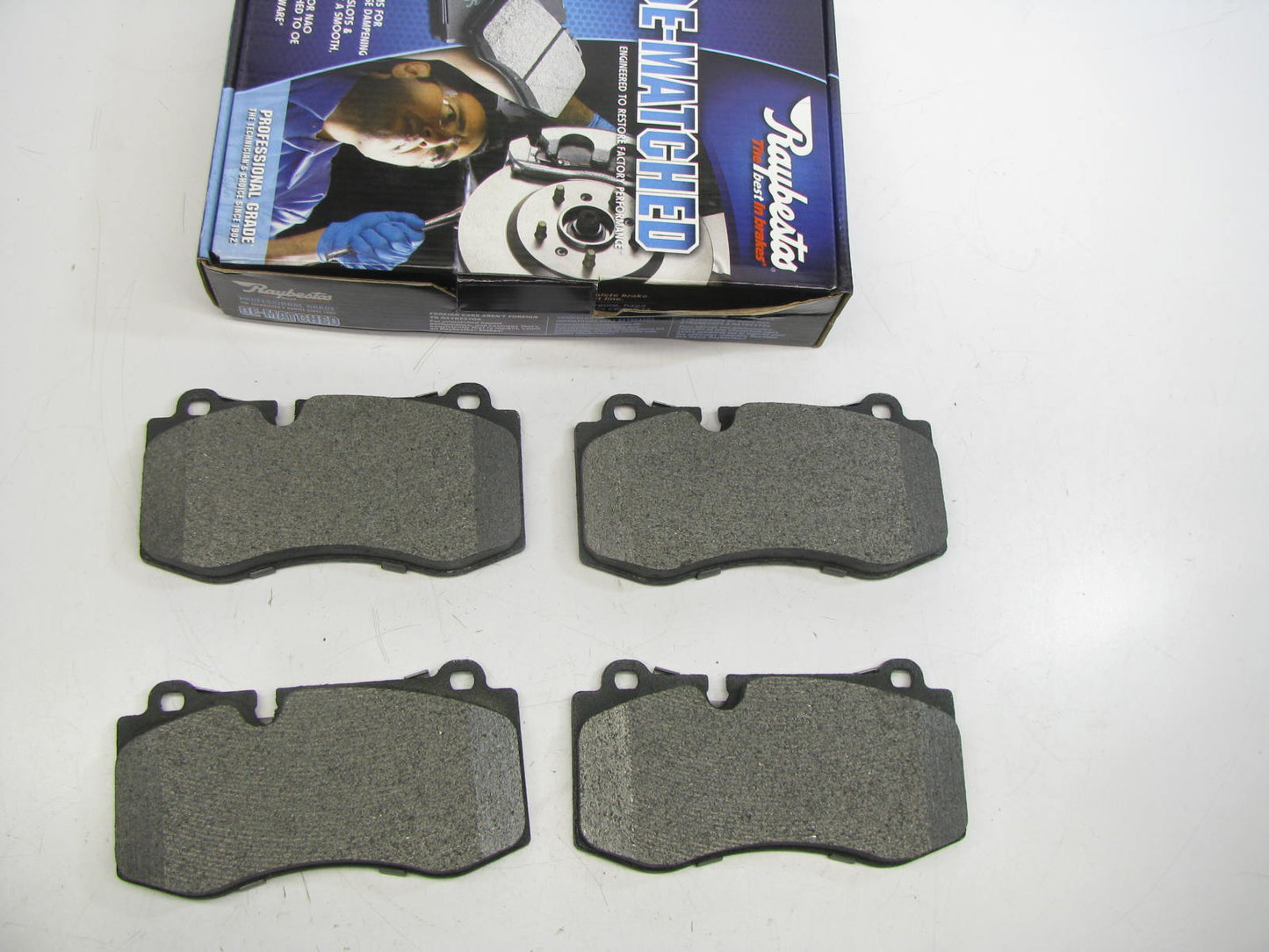 Raybestos PGD1223M Front Disc Brake Pads - Semi-Metallic