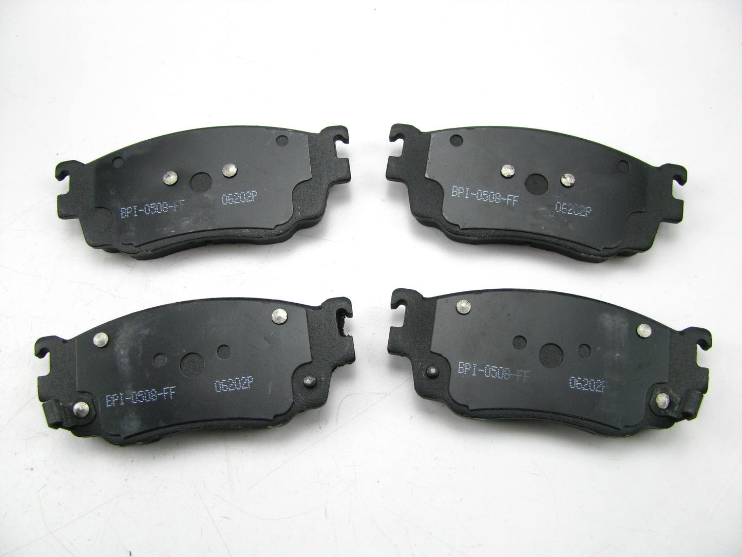 Raybestos PGD755QS Rear Ceramic Disc Brake Pads 1998-2002 Mazda 626 2003 Protege