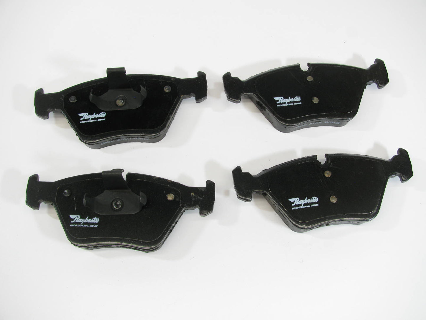 Raybestos PGD946AM Front Disc Brake Pads For 2005-2006 BMW M3 2006-2008 Z4