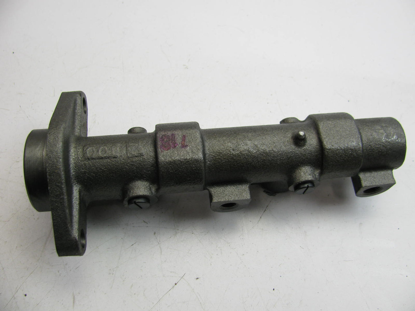 Raybestos RMC39955 Remanufactured Brake Master Cylinder W/O Reservoir