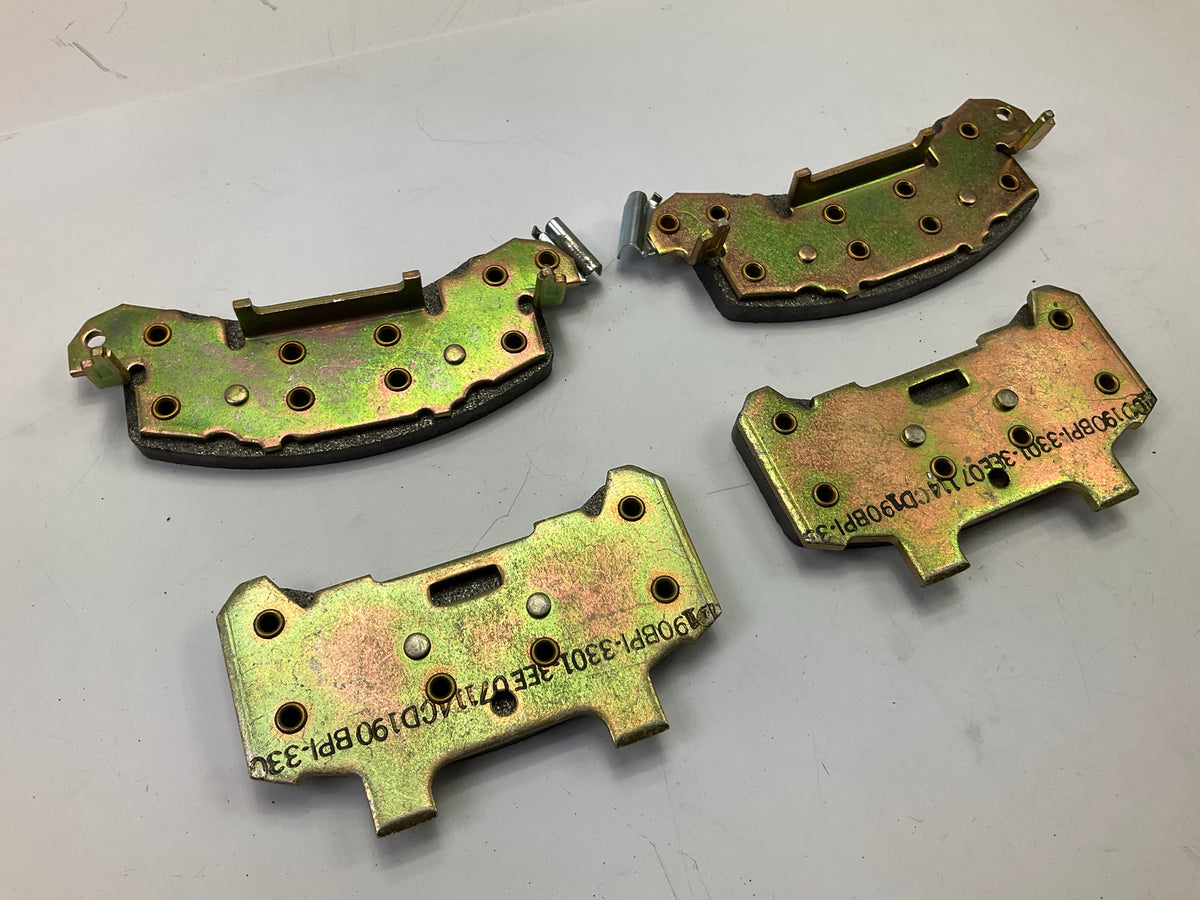 Raybestos RRD190M Front Brake Pads