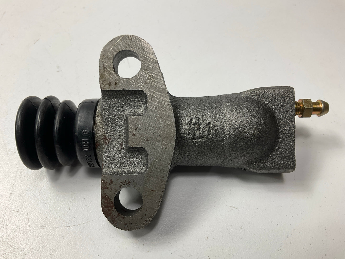 Raybestos SC37680 Clutch Slave Cylinder For 1990-1994 Nissan D21