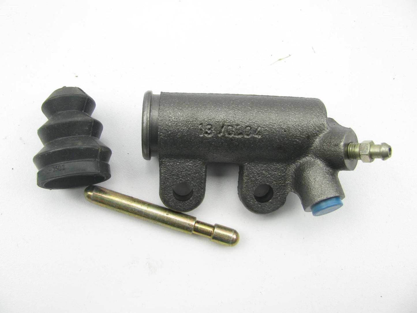 Raybestos SC37682 Clutch Slave Cylinder - 1986-1989 Toyota Celica, 1983-87 Camry