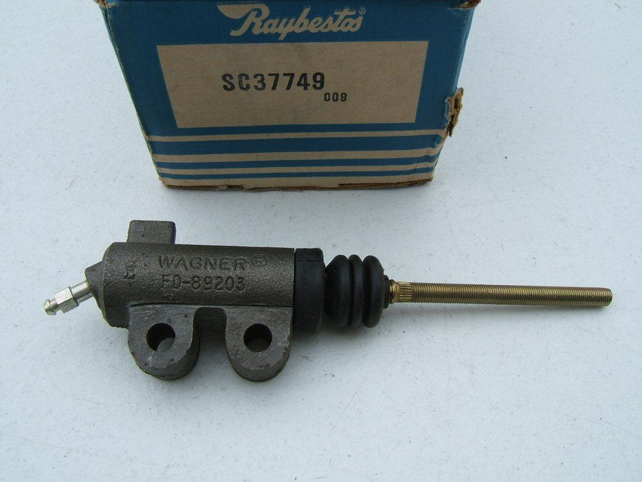 Raybestos SC37749 Clutch Slave Cylinder 1978-1990 Ford Truck Casting # FD-89203