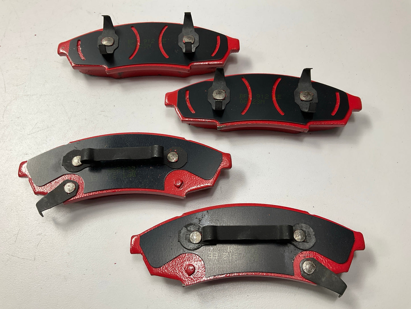 Raybestos SSD376 Front Super Stop Semi-Metallic Brake Pads