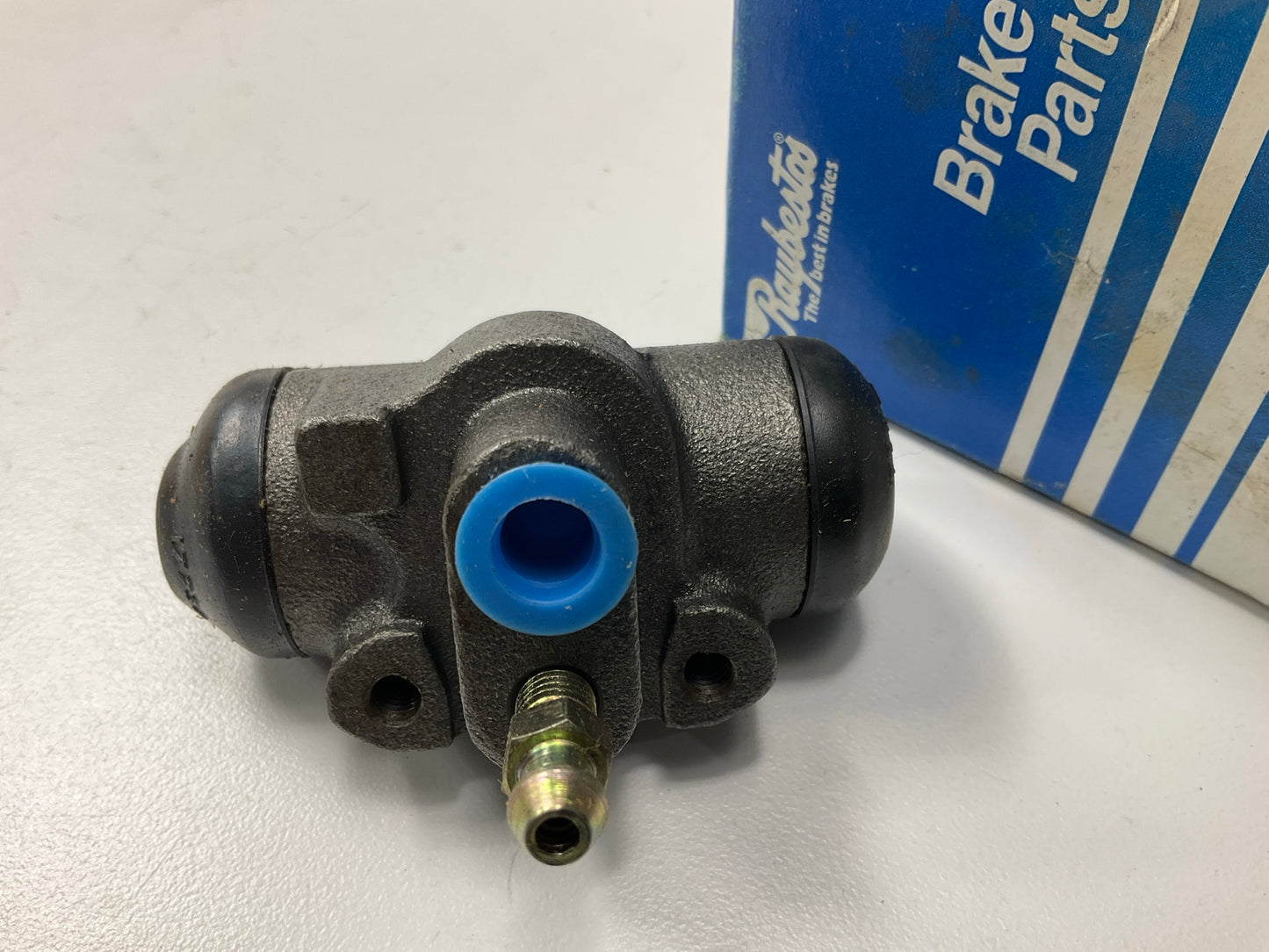 Raybestos WC-37549 Rear Right Drum Brake Wheel Cylinder For 1981-1985 Mazda RX-7