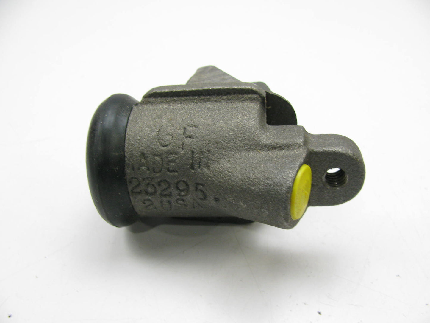 Raybestos WC32554 Drum Brake Wheel Cylinder - Front Right Lower
