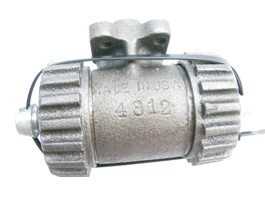 (2) Raybestos WC3677 REAR Drum Brake Wheel Cylinders