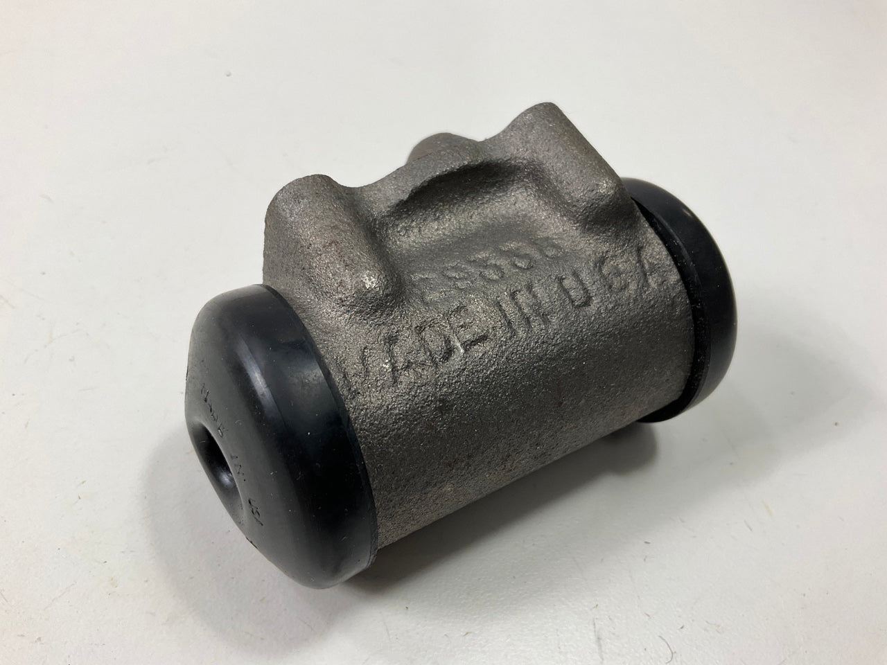 Raybestos WC37039 Rear Right Drum Brake Wheel Cylinder