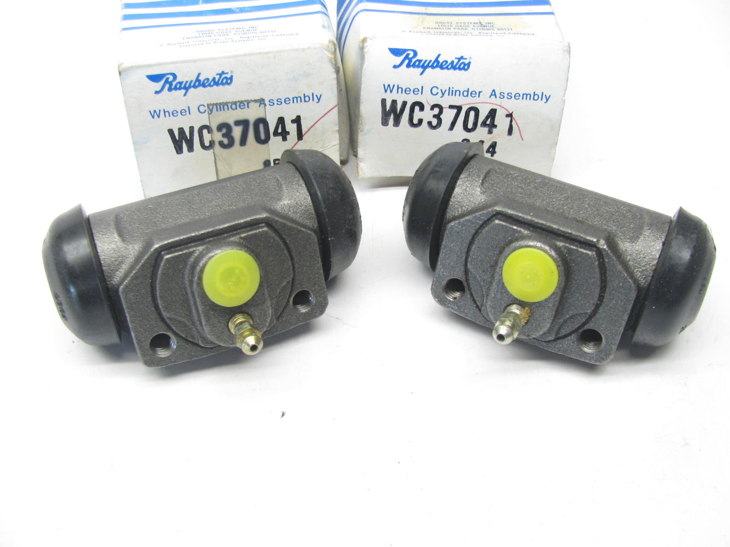 (2) Raybestos WC37041 Drum Brake Wheel Cylinder - Rear