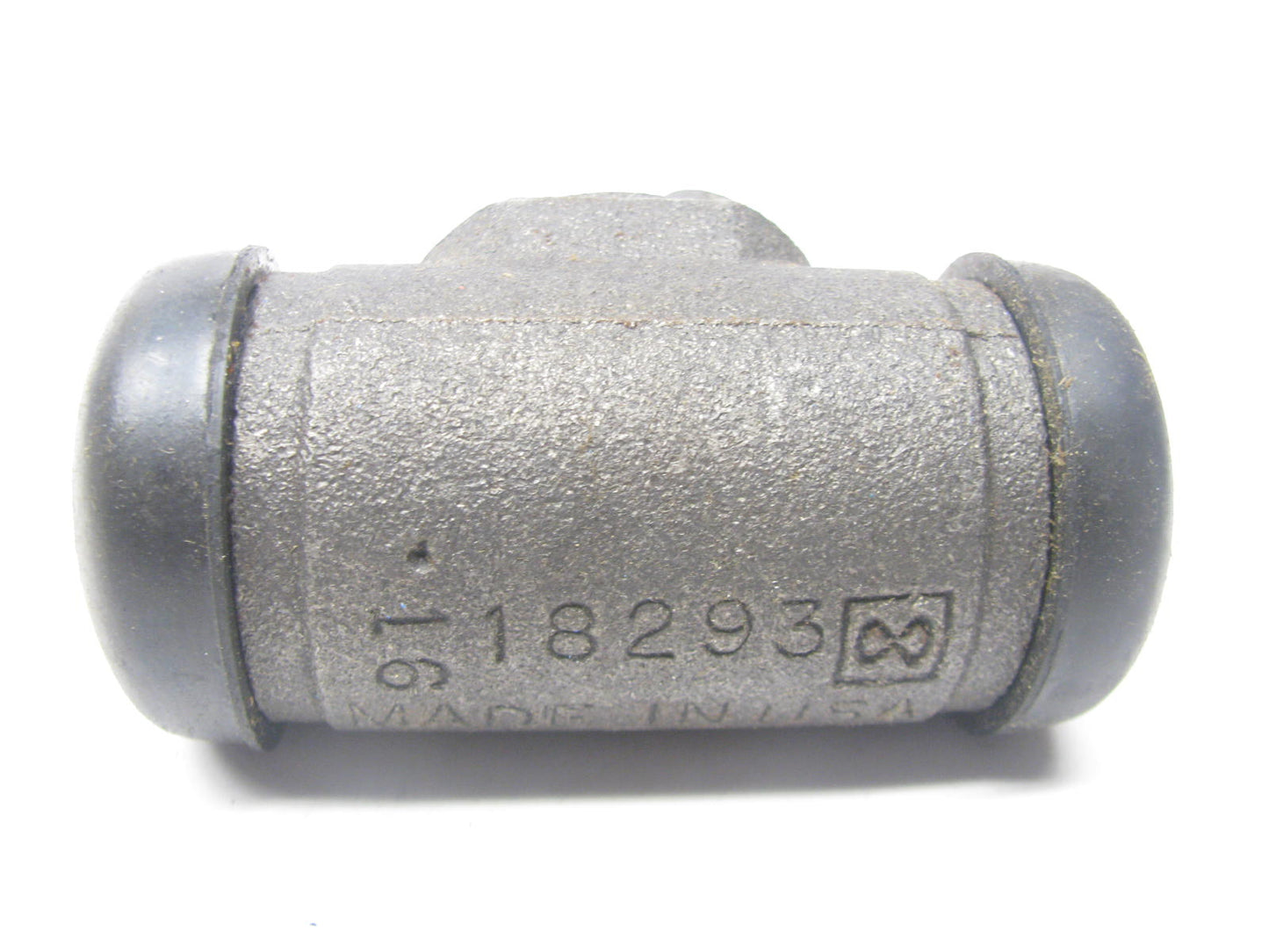 Raybestos WC37126 Drum Brake Wheel Cylinder - Front Right